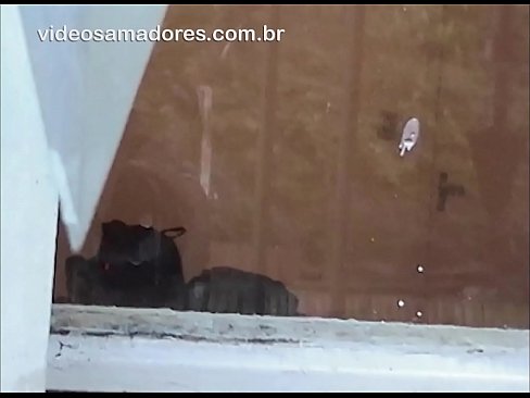 ❤️ גבר חרמן צופה בחברה שלו עם בחור אחר, מקליט סרטון מזוין בלי להפריע לזוג ️ פורנו תוצרת בית אצלנו ❌❤