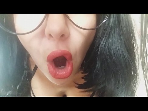 ❤️ מותק, אמך החורגת לא מרשה לך ללכת לבית הספר היום... אני צריך אותך יותר מדי... ️ פורנו תוצרת בית אצלנו ❌❤