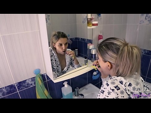 ❤️ פריצה עם צעירים בפיג'מה מסתיימים אוראלי בהצטיינות בתחת - לי שחור ️ פורנו תוצרת בית אצלנו ❌❤
